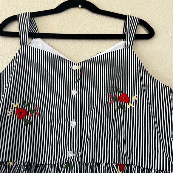Pastourelle by Pippa and Julie Embroidered Flower Stripe Dress Size 12 - Picture 5 of 6